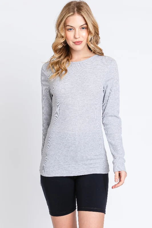 Charming Women's Holiday Apparel Heather Grey Waffle Knit Basic Long Sleeve Top