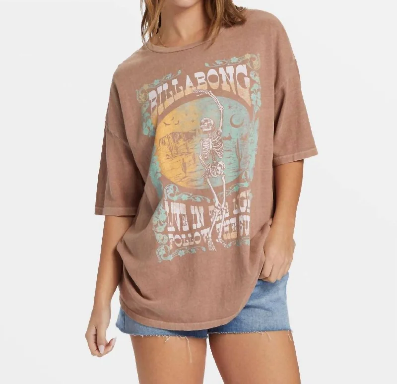 Contemporary Women's Clothing Walk With Me T-Shirt In Sweet Earth