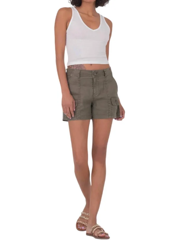 Timeless Elegance Flynn Cargo Short In Aloe