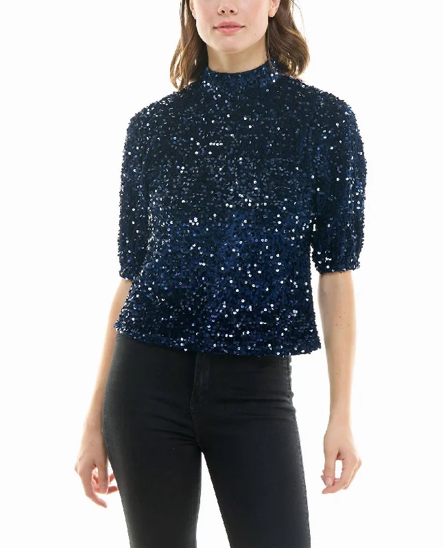 Chic Casual Wardrobe Essentials Ava Velvet Sequin Short Sleeve Top In Navy