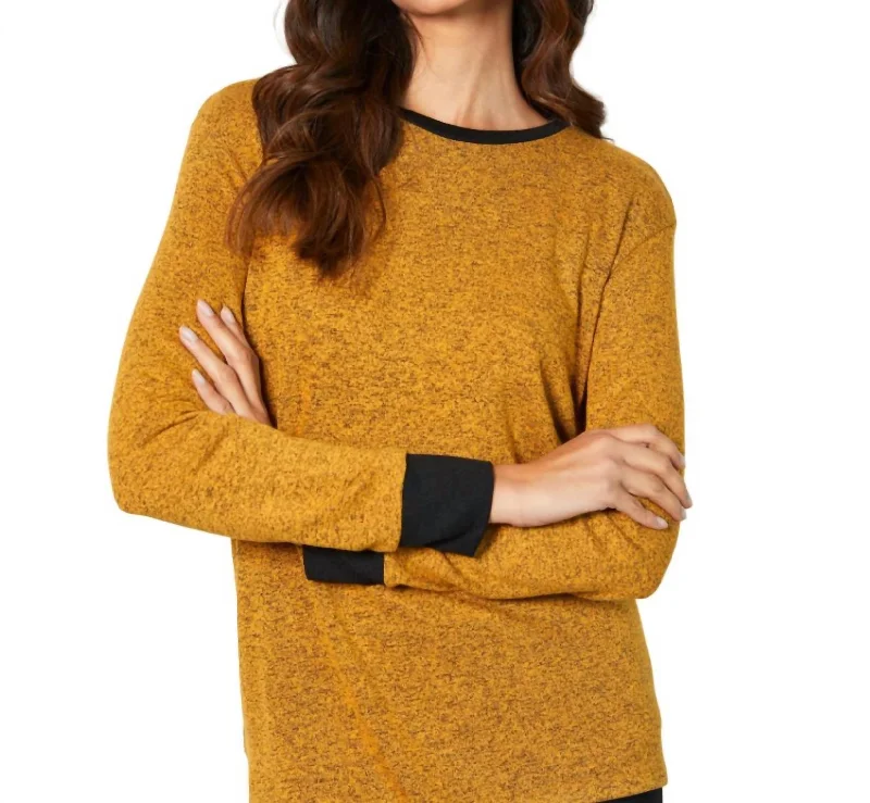 Women's Everyday Garments Scoop Neck Top In Mango