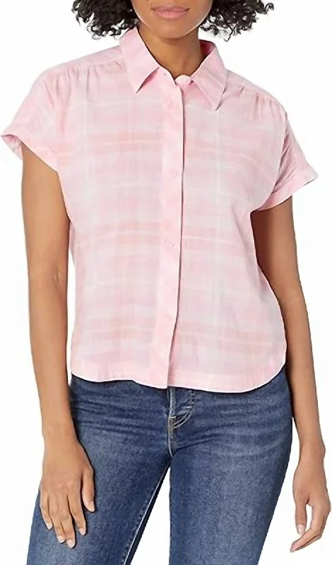 Modern Women's Apparel Camp Henry Iv Short Sleeve In 679 Wild Rose