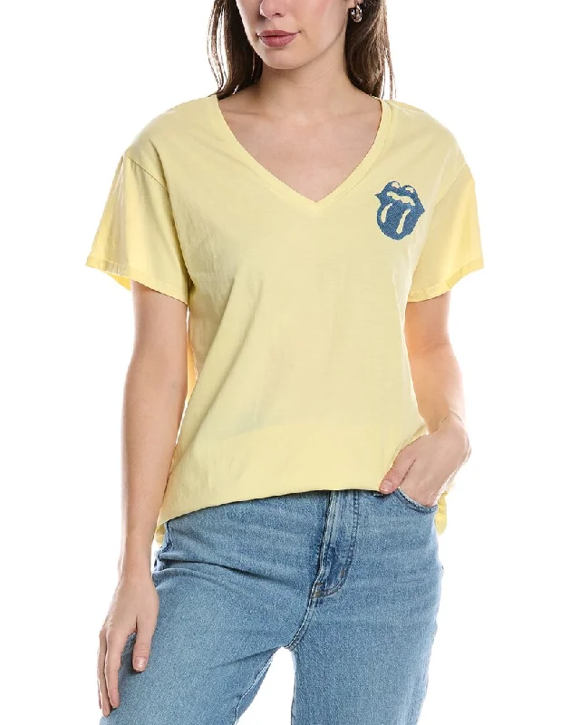 Modern Women's Outfit Chaser V-Neck T-Shirt