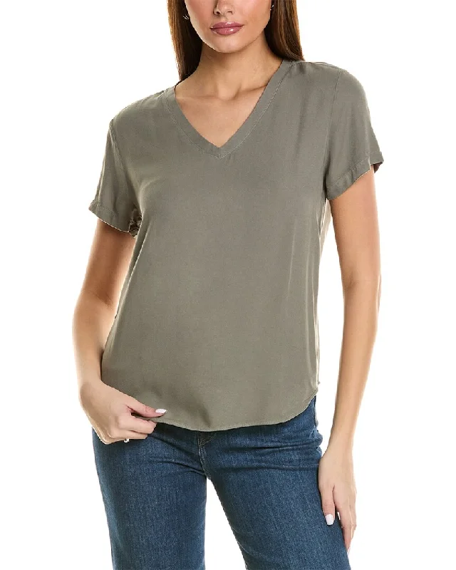 Women's Clothing Apparel Bella Dahl V-Neck T-Shirt