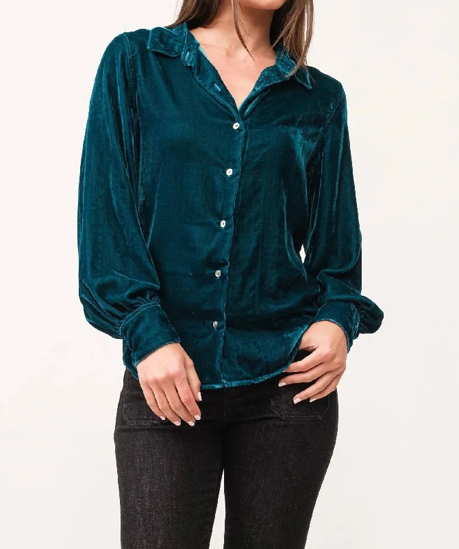 Women's Outfit Mirabelle Collared Button Down Long Sleeve Top In Deep Teal