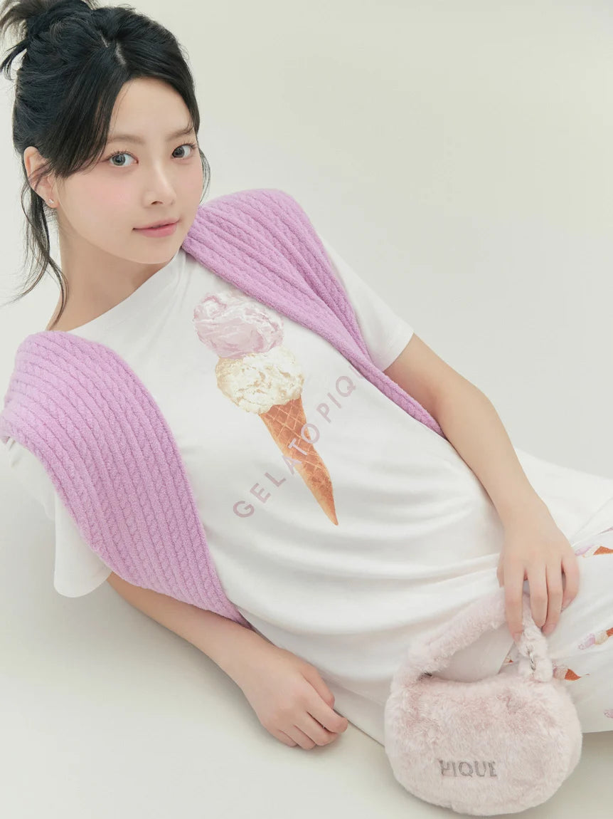 Women's Holiday Apparel Ice Cream One-point Relaxed Fit T-Shirt