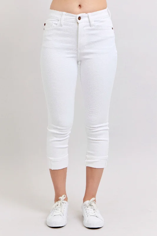 Eclectic Fashion Judy Blue White Capri Jean