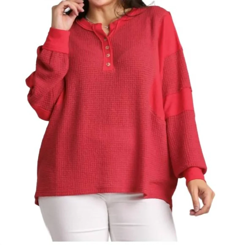 Sophisticated Women's Fashion Henley Waffle Knit Tunic Top In Red