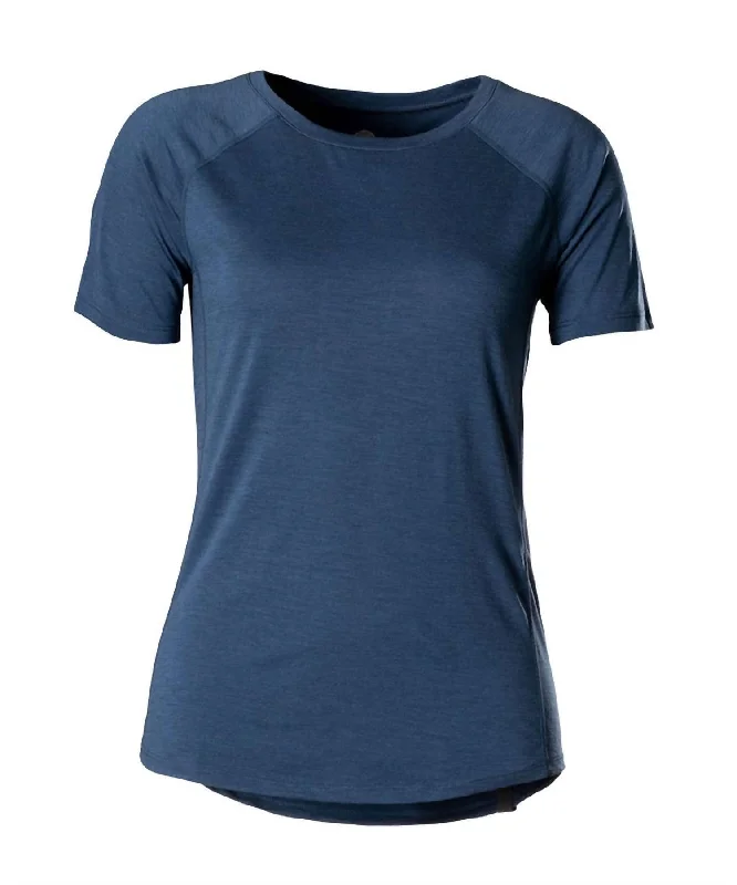 Women's Casual Outfit Women's Apex Merino Tech T-Shirt In Alpine Blue