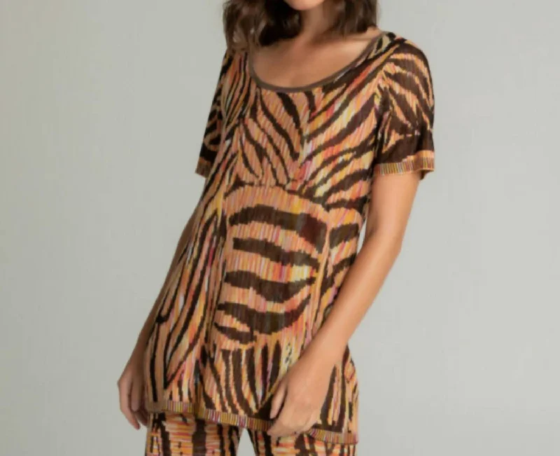 Seasonal Women's Fashion Trends Animal Print Tunic In Tiger