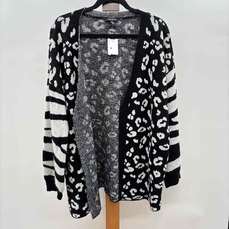 Women's Elegant Apparel Tribal Women's Size XL Black Animal Print Cardigan