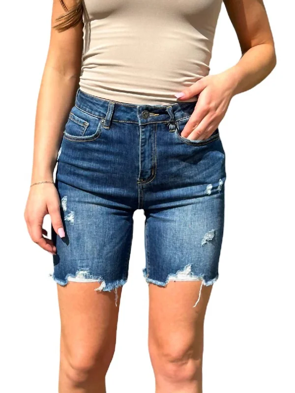 Women's Fashion-Forward Apparel High-Waisted Distressed Shorts In Medium Wash