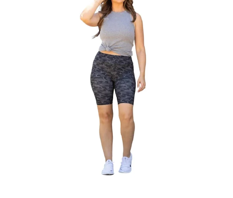 Women's Office Outfit Maverick Biker Shorts In Camo