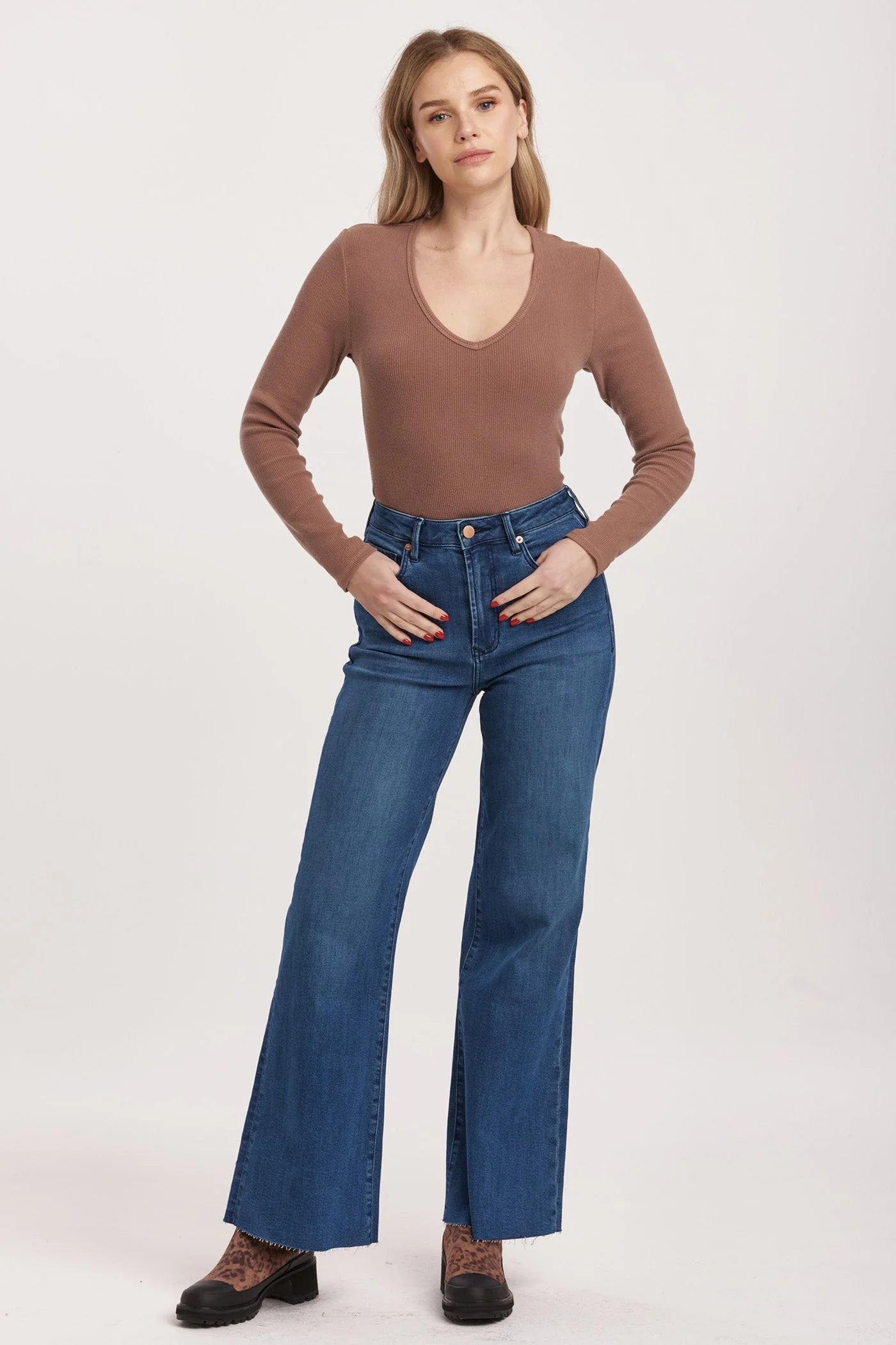 Laid-Back Elegance Dear John Fiona Jeans in Violet Blue