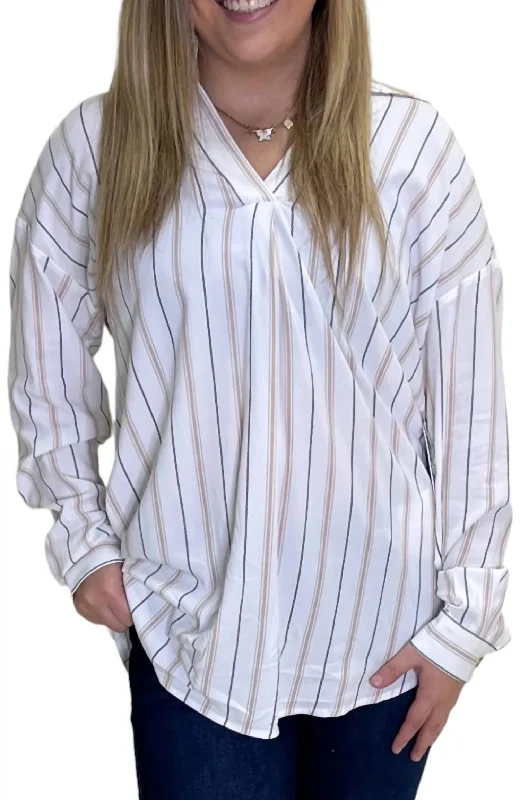 Fashionable Women's Outfit Hannah Striped Vneck Tunic In White