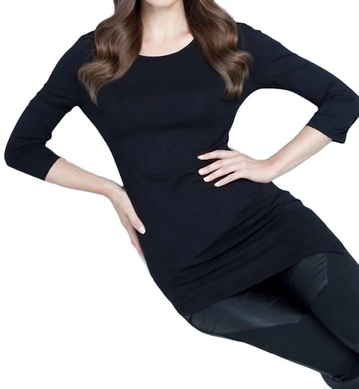 Relaxed Style Asymmetrical 3/4 Sleeve Tunic Top In Black